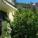 Casa Ela * Levanto