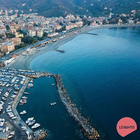 Casa Ela Леванто