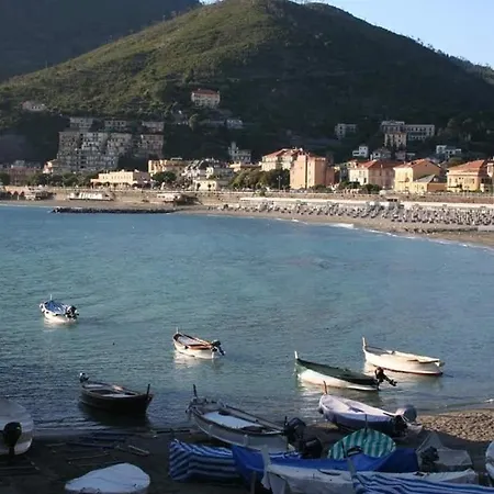 度假居 Casa Ela 莱万托